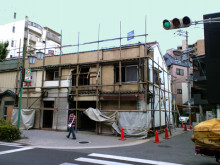 水彩画と建築パースなら大阪のオッシュデザイン・アトリエ部のブログ-解体工事